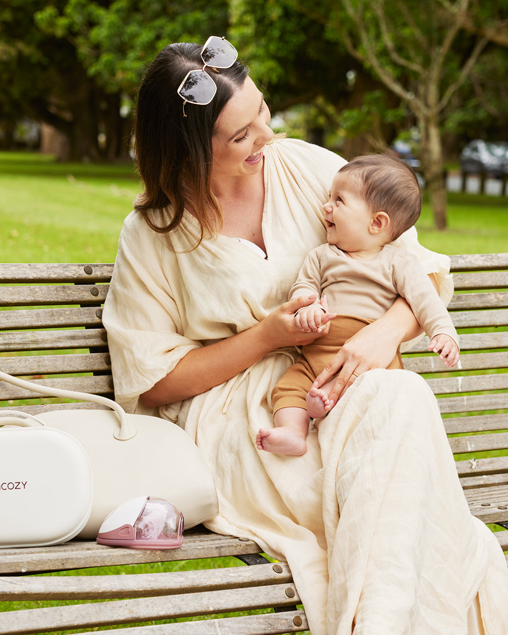 Momcozy Mobile Style™ M6 Tiralatte Sottile a Mani Libere